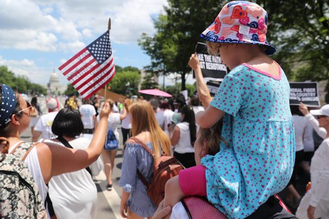 201806us_immigration_oped2