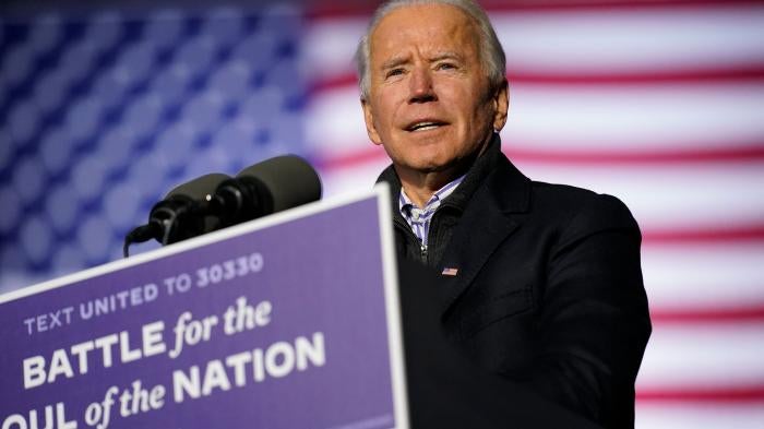 Der designierte US-Präsident Joe Biden bei einer Drive-In-Rede in Pittsburgh, Pennsylvania am 2. November 2020. 