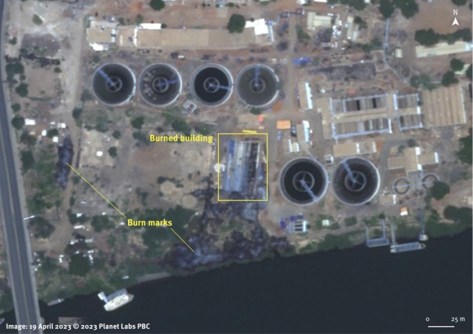 Satellite imagery of April 19 shows a burned building in the compound of Bahri Water Treatment Plant, Sudan.  An impact is visible on its rooftop and the fire propagated to the nearby vegetation. Burn marks are also visible in the immediate vicinity of the plant. 