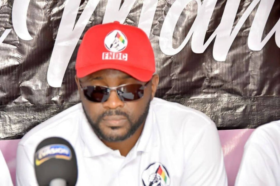 Oumar Sylla, dit Foniké Mengué, au siège du Front National pour la Défense de la Constitution à Conakry, Guinée, mai 2022.