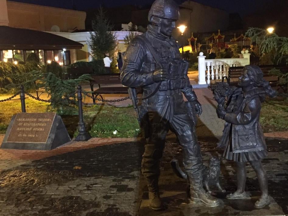 Statue of a Russian soldier in Simferopol, Crimea.
