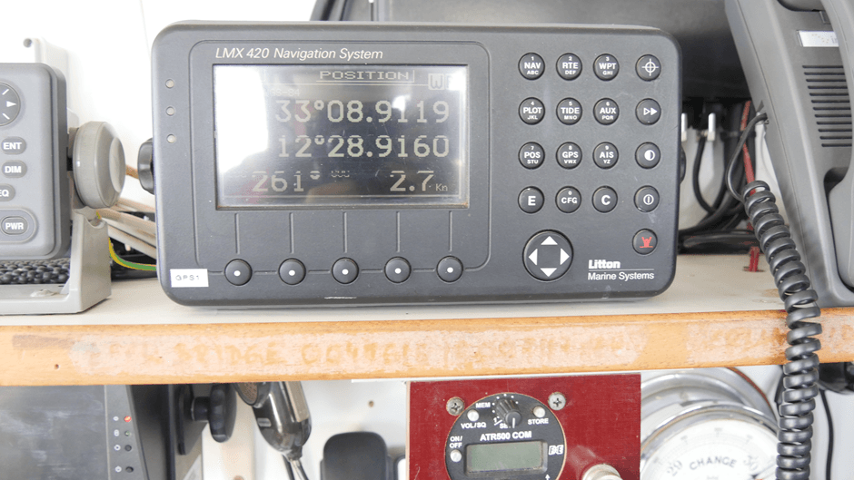 احداثيات تؤكد موقع سفينة "سي-واتش 2"، في عرض المياه الدولية، لما بدأت عملية الإنقاذ، 10 مايو/أيار 2017. الصورة من سي-واتش.