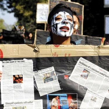 Students protest arrests of civil society activists in Delhi in January 2011.