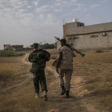 Government of National Accord fighters take positions during clashes with east-based fighters from the Libyan National Army at Al-Yarmouk frontline in Tripoli, Libya on August 29, 2019. 